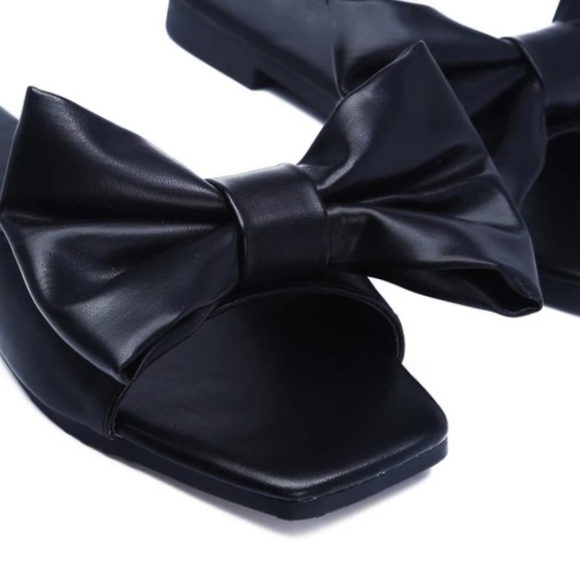 💗💗8.5  💗💗Princess bows  Black color only - Picture 5 of 6